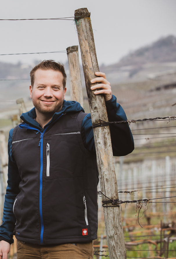 Lionel Chevalley l'Oenologue des vin Testuz dans les vignes du Lavaux.